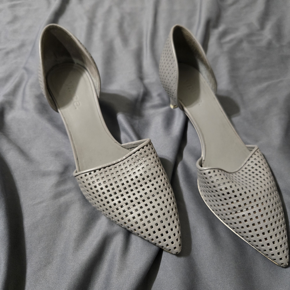 Vince Women's D'Orsay Pointed Toe Kitten Heel 7.5 Pumps Perforated Leather Gray